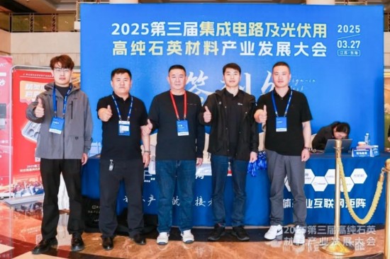 f4ed631f-595c-423f-860d-2e562094be92.jpg
